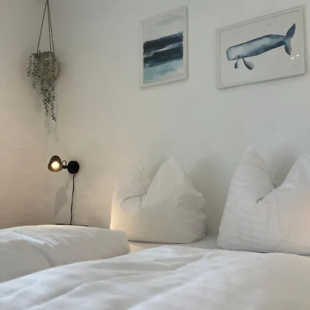Hartel House Homestay *